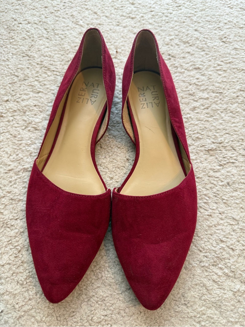 Naturalizer Burgundy Wine Suede Pointed toe flats size 9